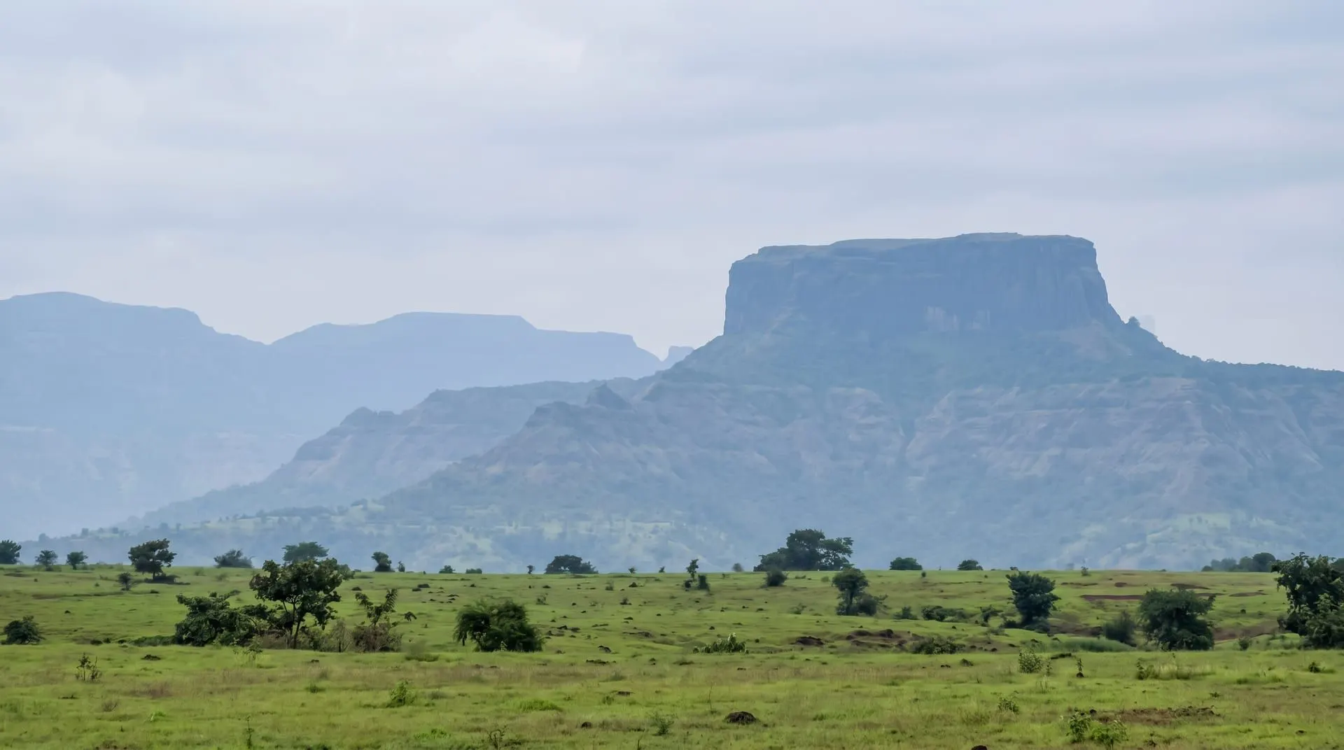 Hill view from Royal Heritage township, Vasind