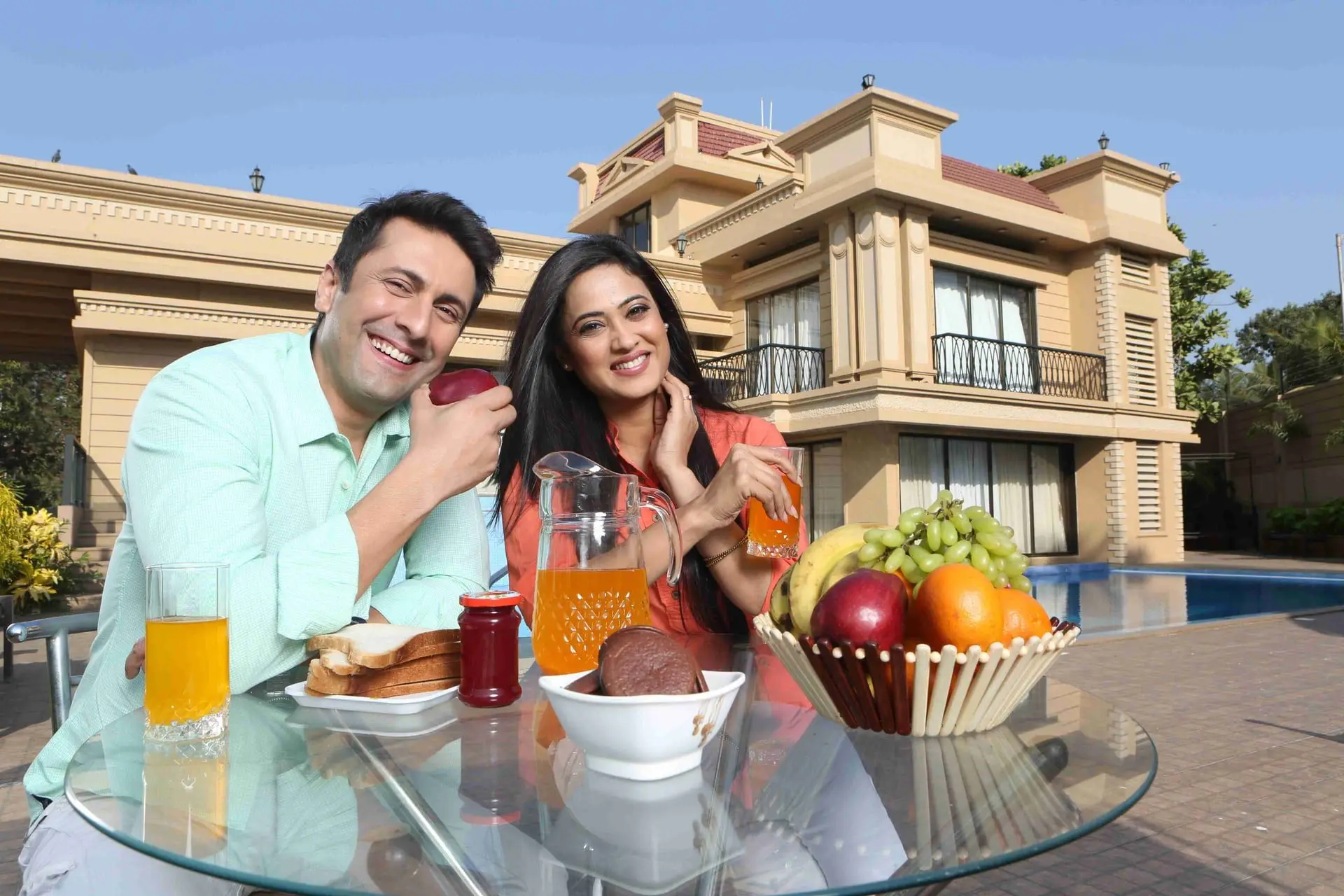 Brand ambassador Shweta Tiwari campaign photo 5 at Royal Heritage, Vasind