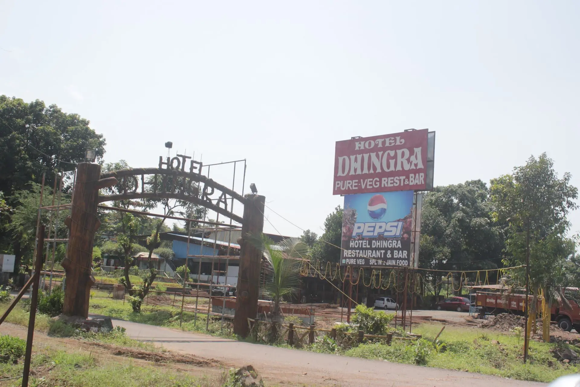 A leisure spot near Royal Heritage, Vasind (4)