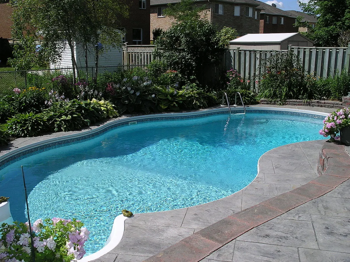Swimming pool at the Royal Heritage clubhouse, Vasind